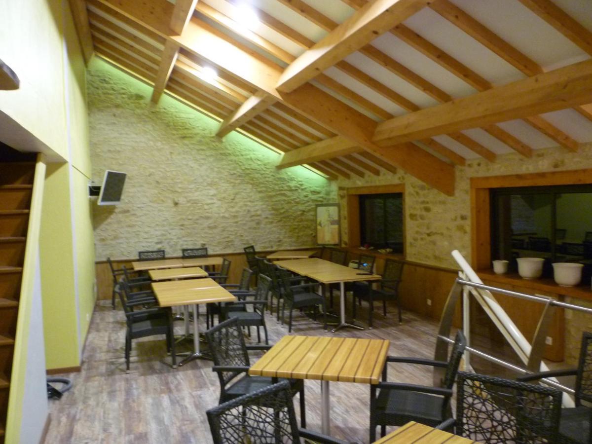 La SERPAUDERIE Saint-André-de-Lidon Extérieur photo