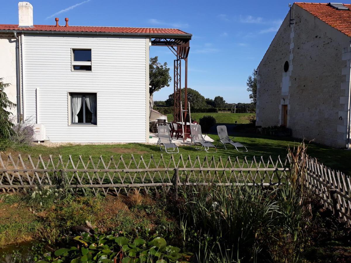 La SERPAUDERIE Saint-André-de-Lidon Extérieur photo
